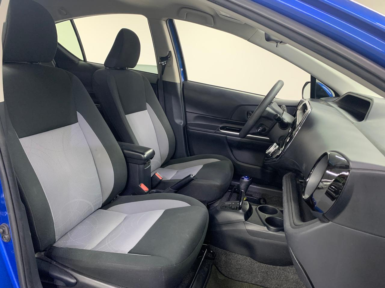 Toyota PRIUS Arriba 22