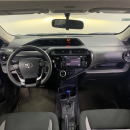 Toyota PRIUS Interior 13