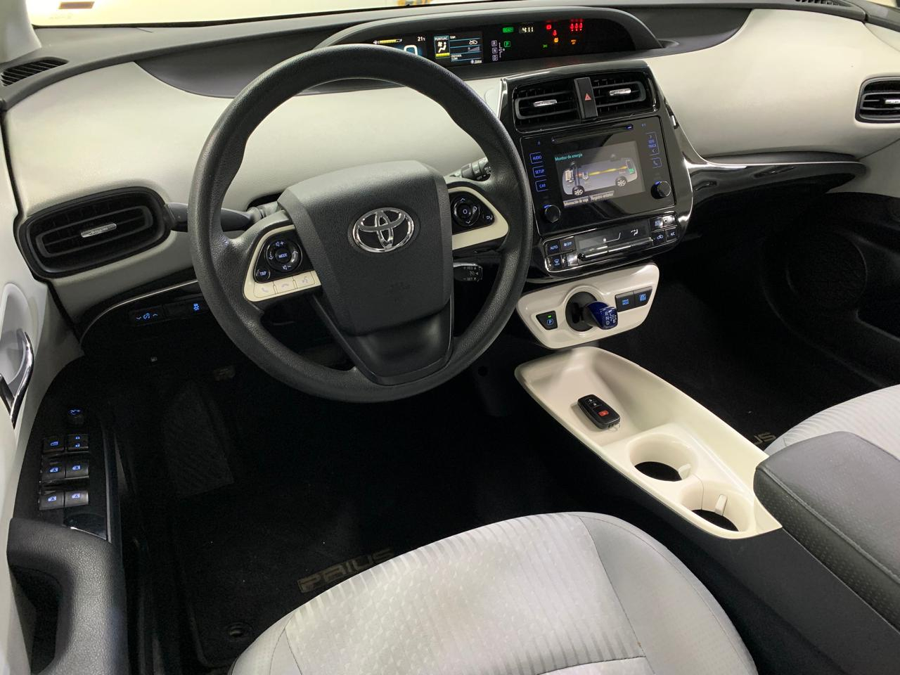 Toyota PRIUS Frente 14
