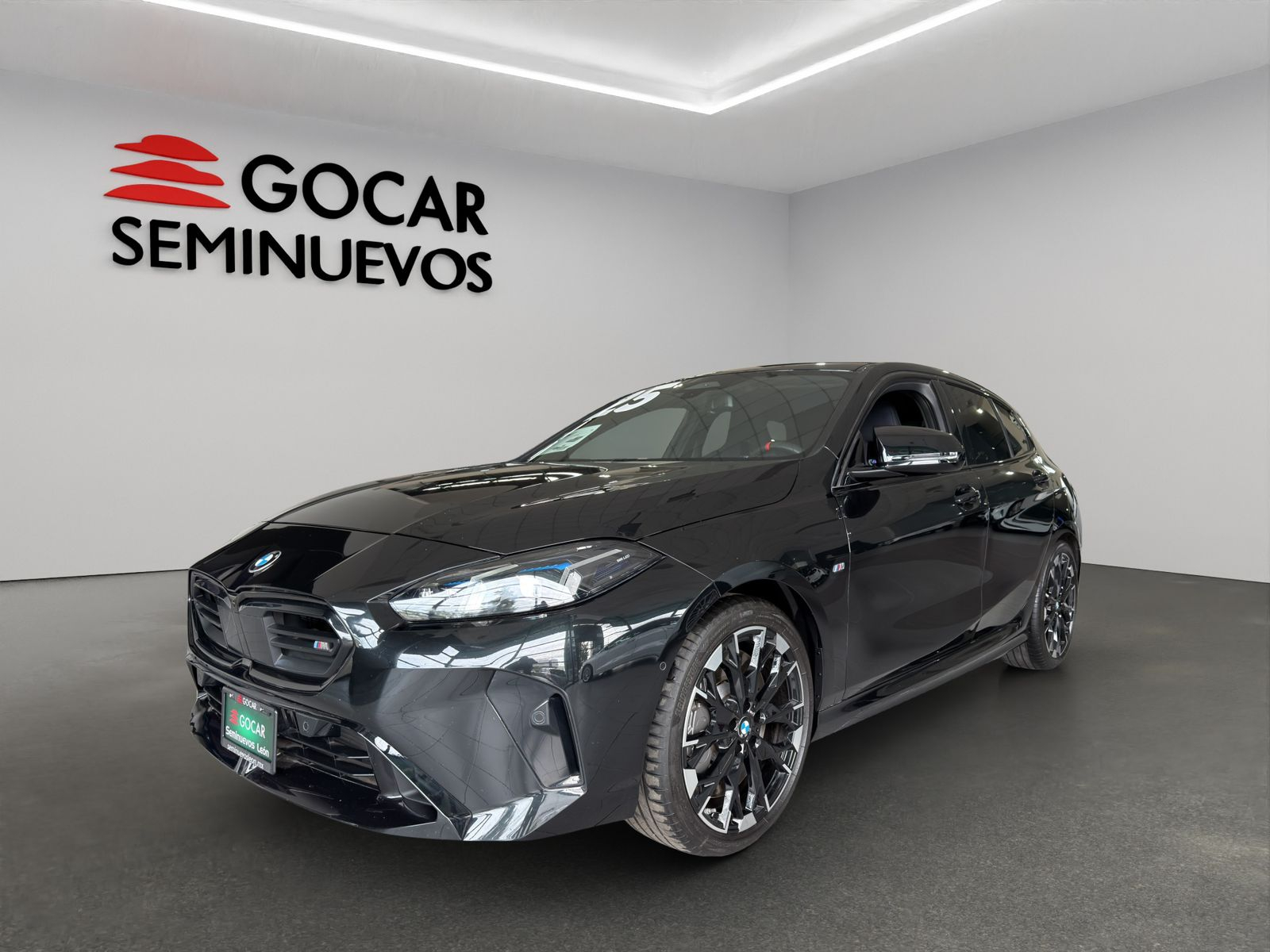 BMW M135 2025
