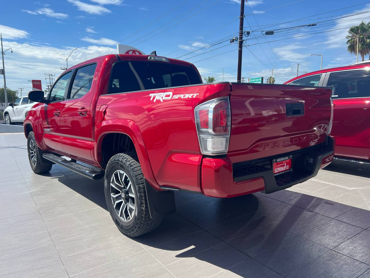 Toyota TACOMA Lateral derecho 3