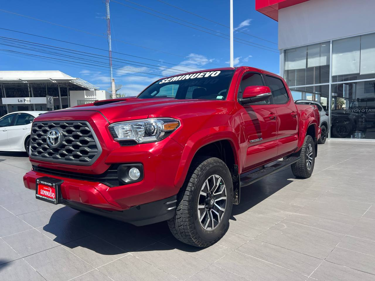 Toyota TACOMA Llantas 2