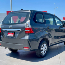 Toyota AVANZA Atrás 4