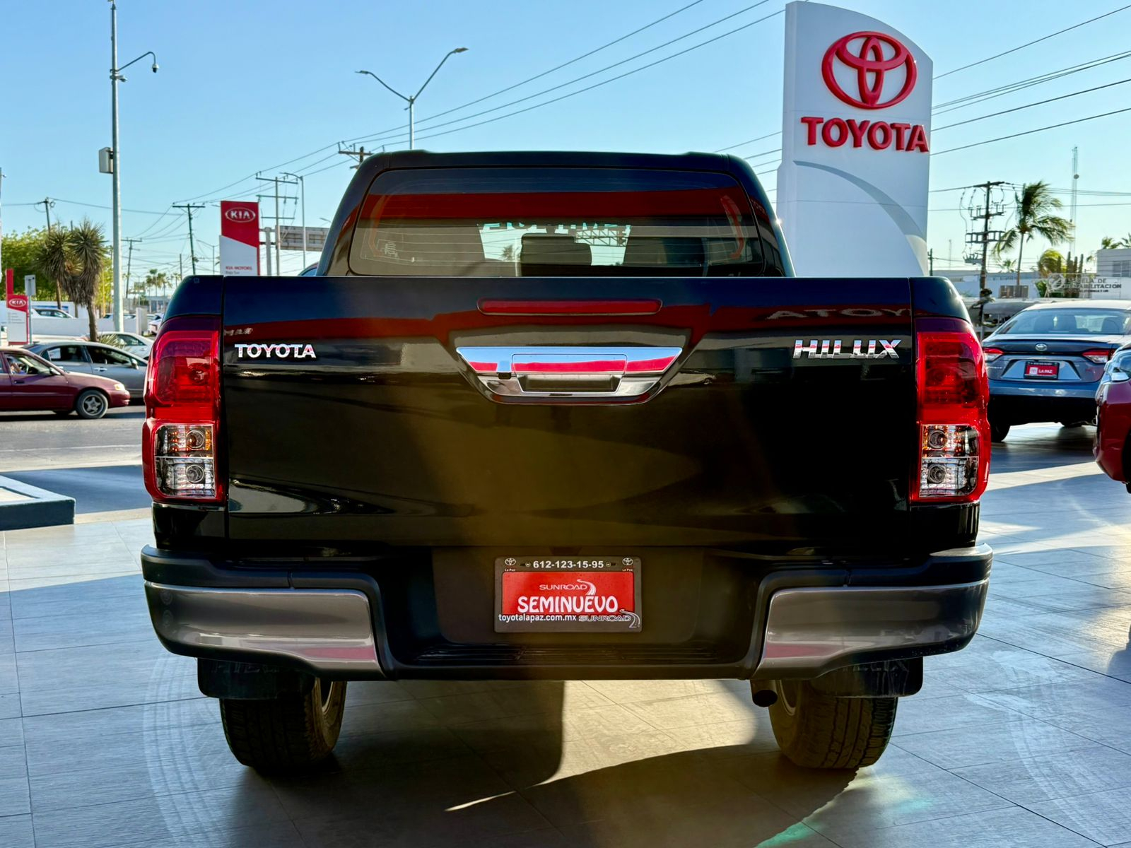 Toyota HILUX Llantas 6