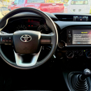 Toyota HILUX Atrás 8