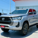 Toyota HILUX Interior 2