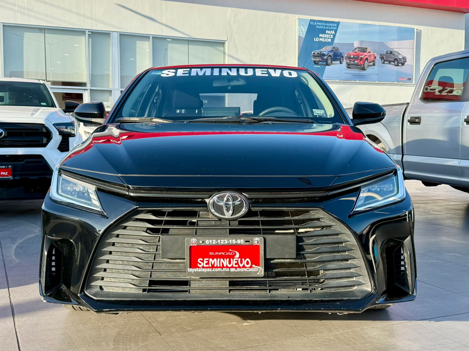 Toyota YARIS Llantas 3