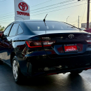 Toyota YARIS Lateral izquierdo 5
