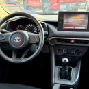 Toyota YARIS Interior 11