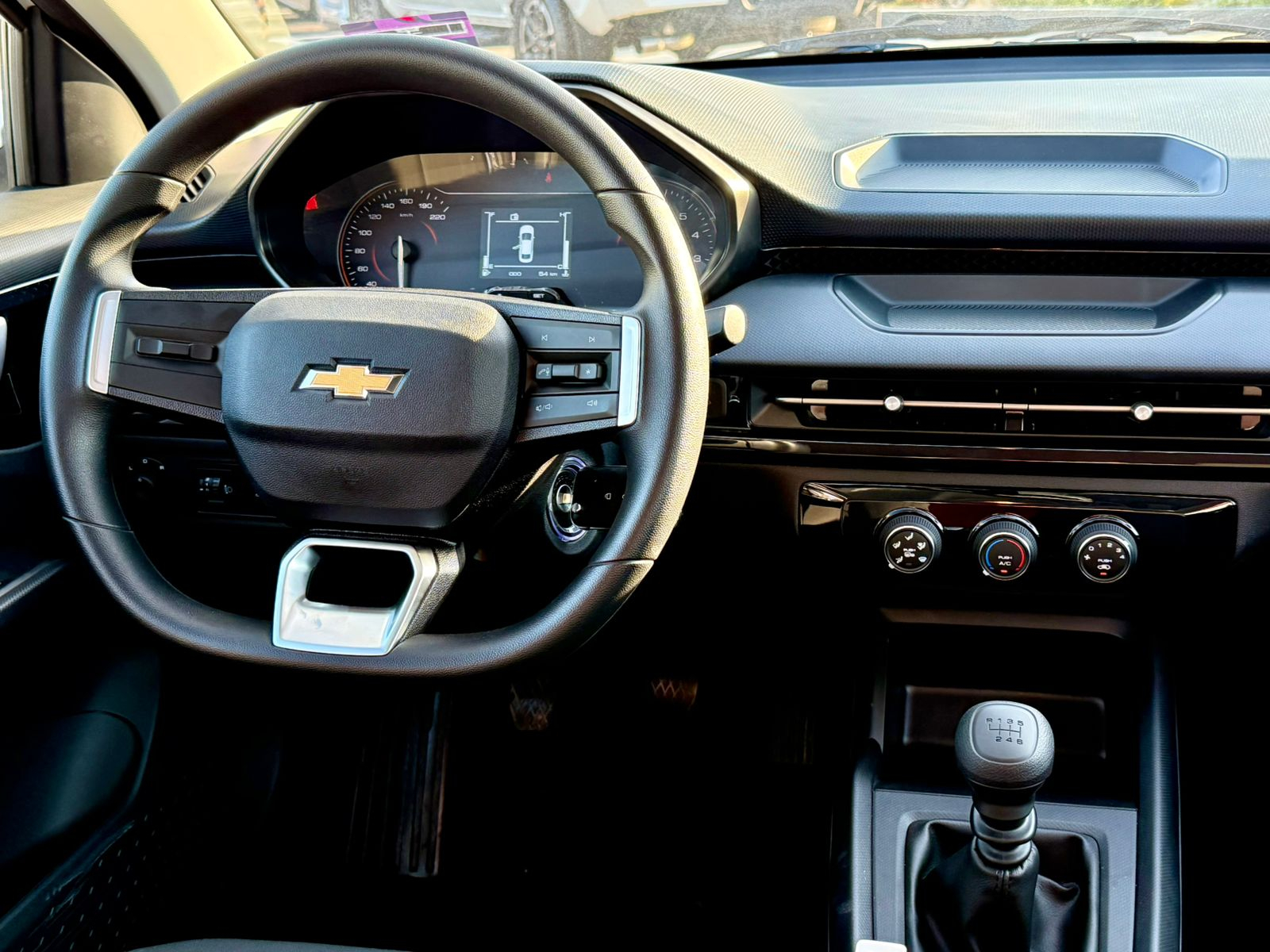 Chevrolet AVEO Frente 8