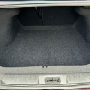 Nissan Sentra Lateral derecho 20