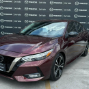 Nissan Sentra Lateral derecho 1