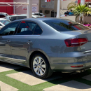 Volkswagen JETTA Lateral derecho 6