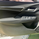 Honda FIT Lateral derecho 14