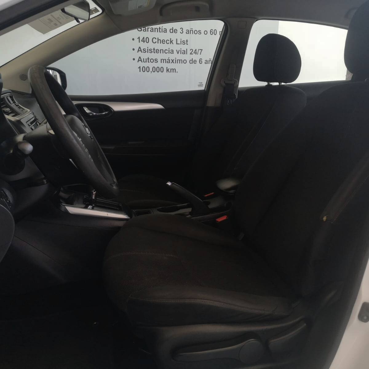 Nissan Sentra 4 pts. Sense, TM6, a/ac., RA-16 2018