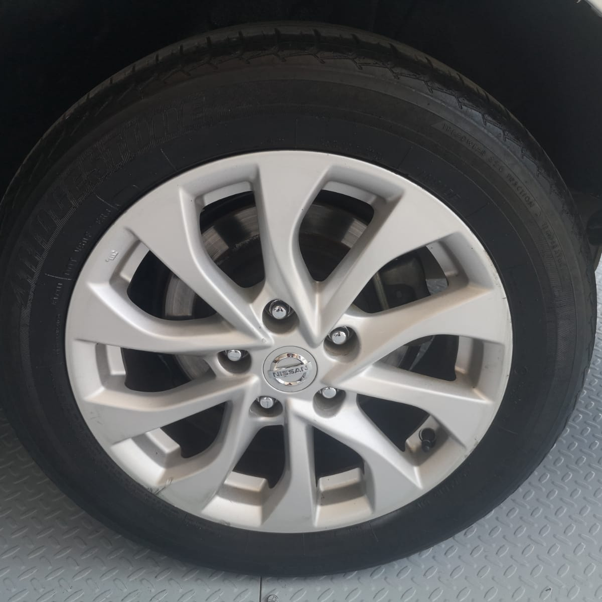 Nissan Sentra 4 pts. Sense, TM6, a/ac., RA-16 2018