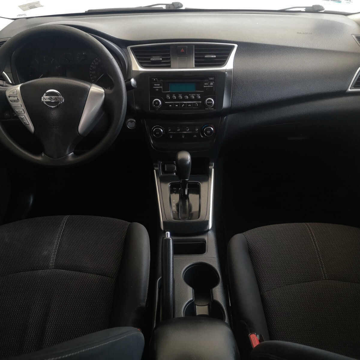 Nissan Sentra 4 pts. Sense, TM6, a/ac., RA-16 2018