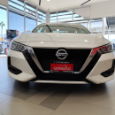 Nissan SENTRA Frente 2