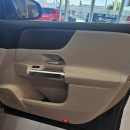 MERCEDES BENZ GLB Lateral derecho 14