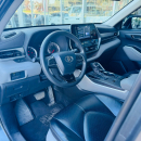 Toyota HIGHLANDER Atrás 12
