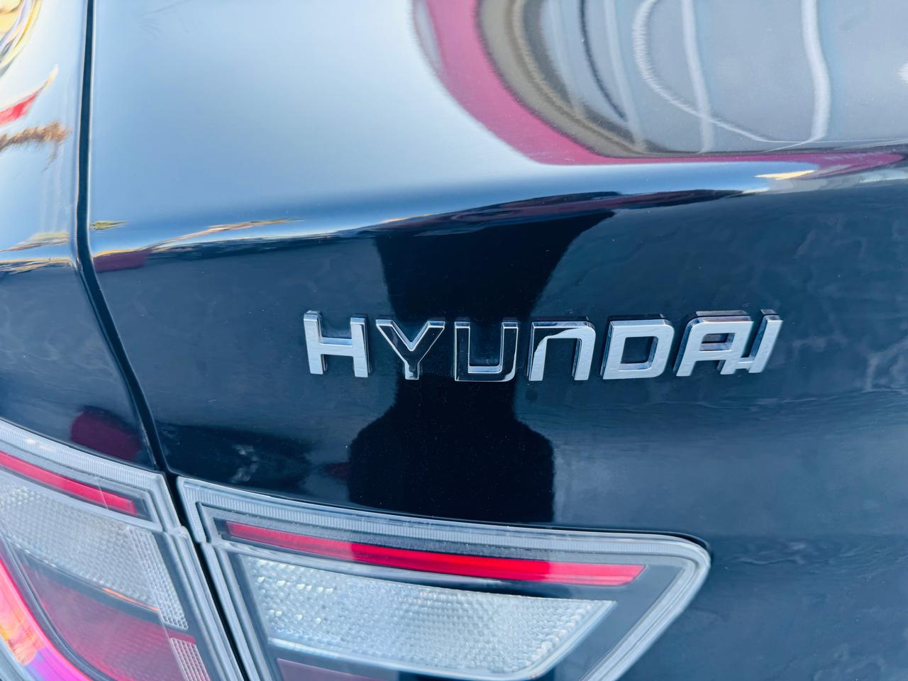 Hyundai Grand i10 Interior 12