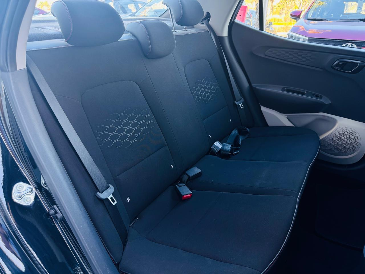 Hyundai Grand i10 Asientos 15