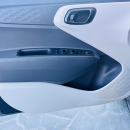 Hyundai Grand i10 Atrás 9