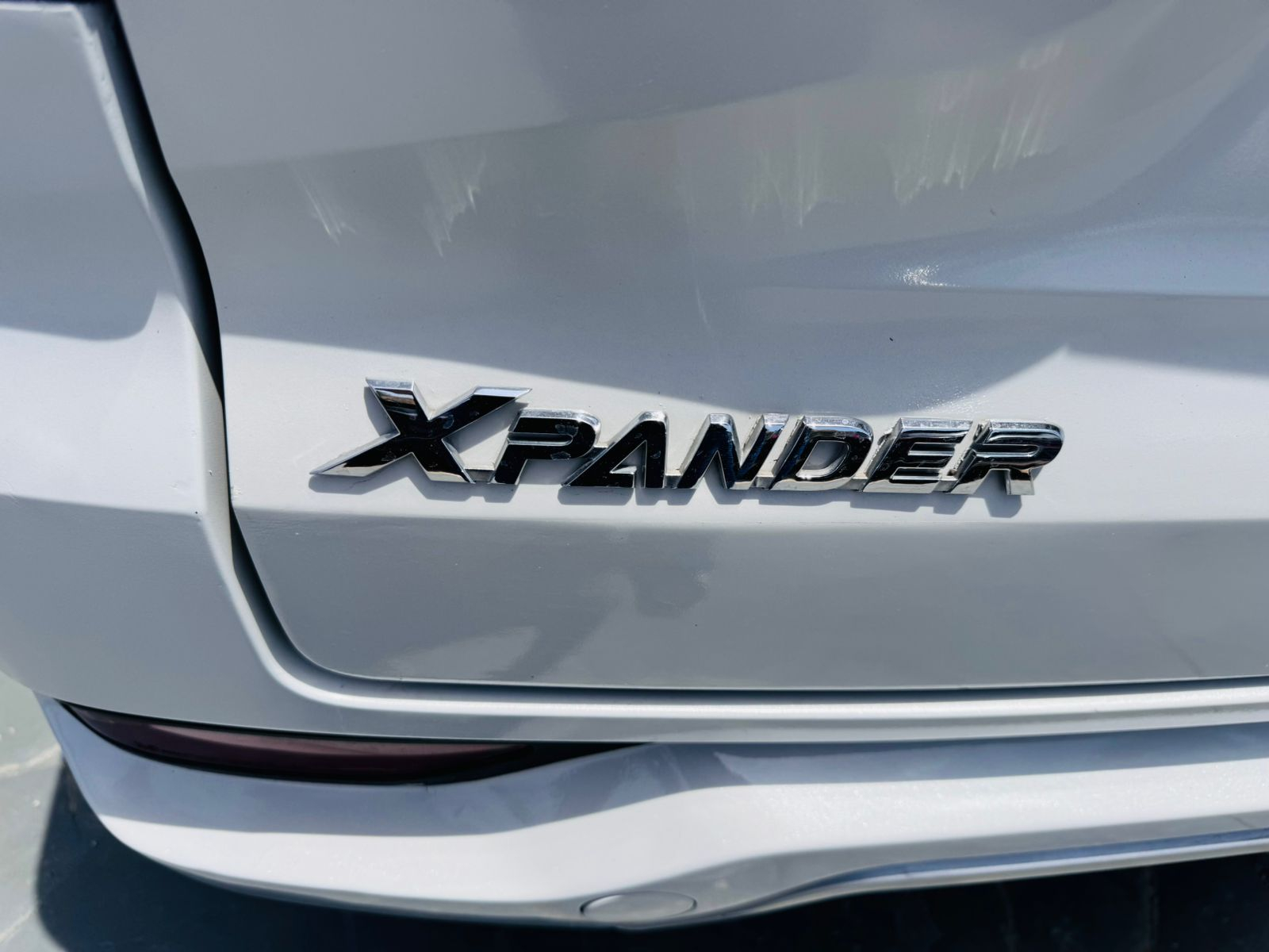 Mitsubishi XPANDER Atrás 25