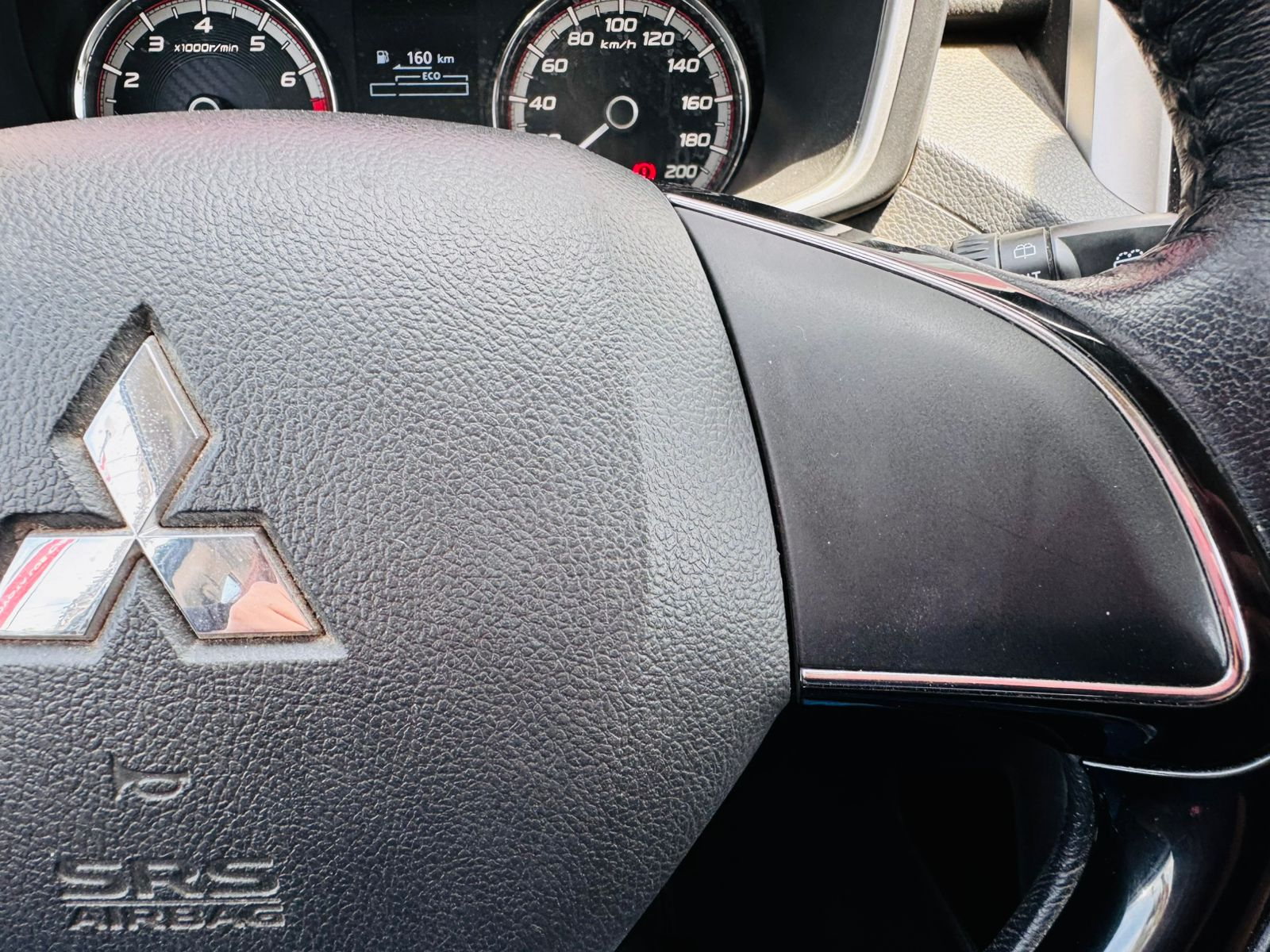Mitsubishi XPANDER Asientos 12