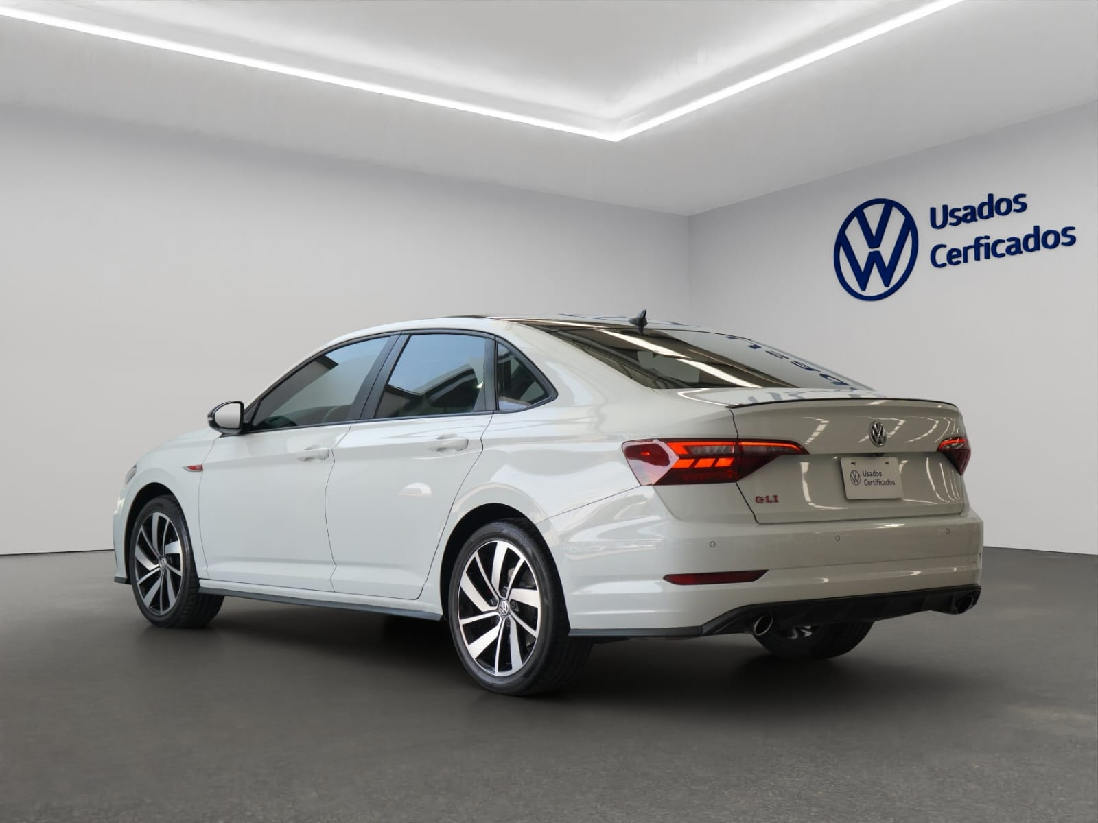VOLKSWAGEN JETTA Atrás 7