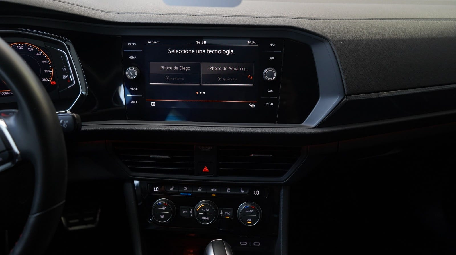VOLKSWAGEN JETTA Lateral izquierdo 14