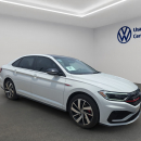 VOLKSWAGEN JETTA Frente 1