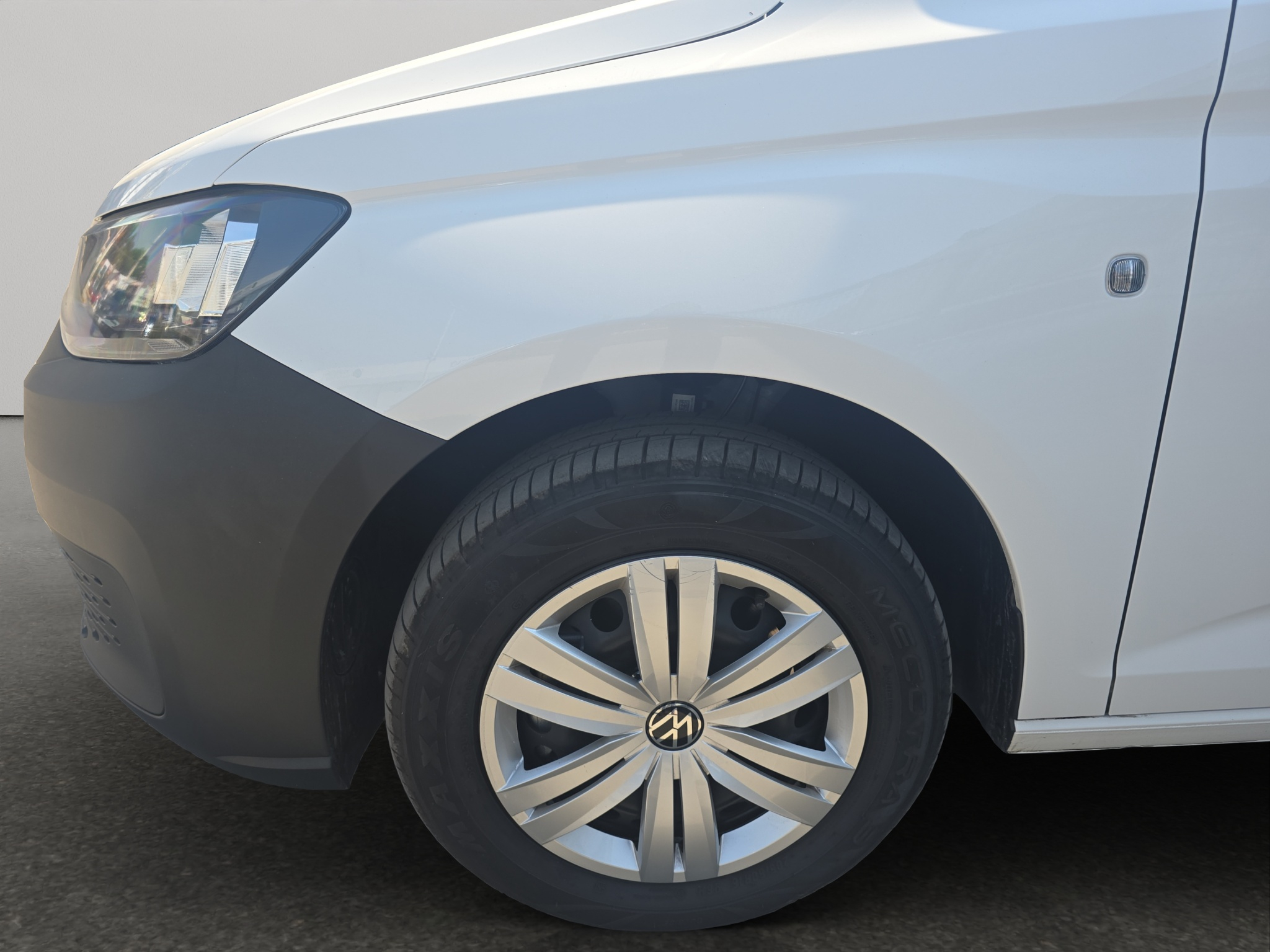 VOLKSWAGEN CADDY MAXI Frente 20