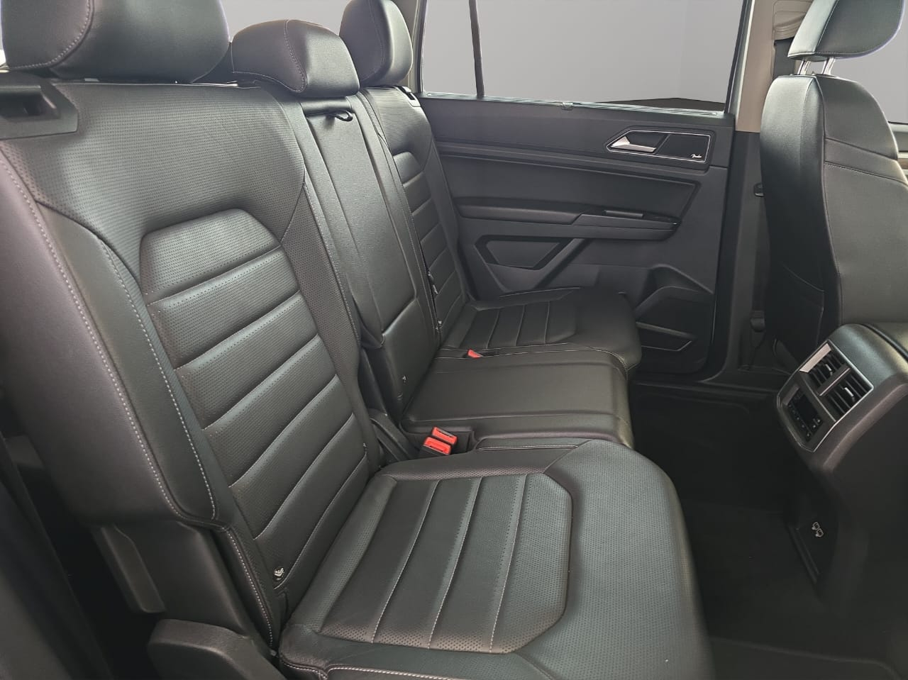 VOLKSWAGEN TERAMONT Atrás 16
