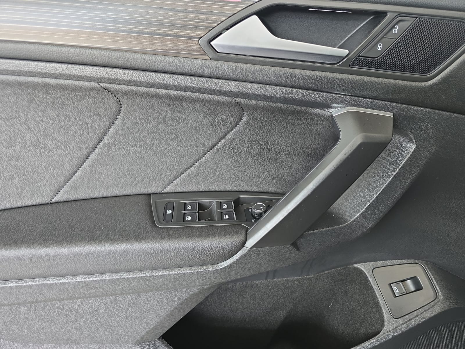 VOLKSWAGEN TIGUAN Tablero 20