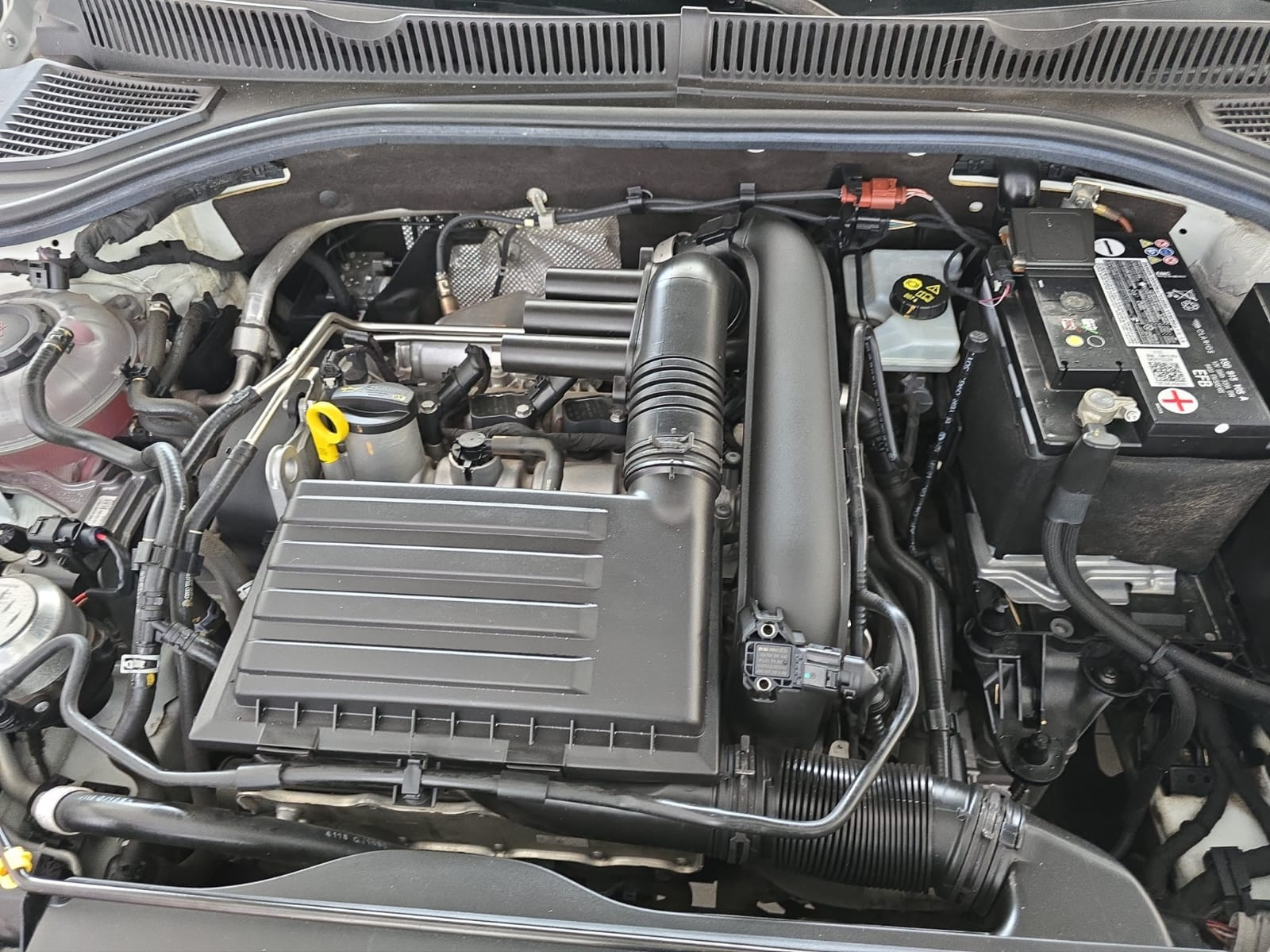 VOLKSWAGEN JETTA Asientos 18