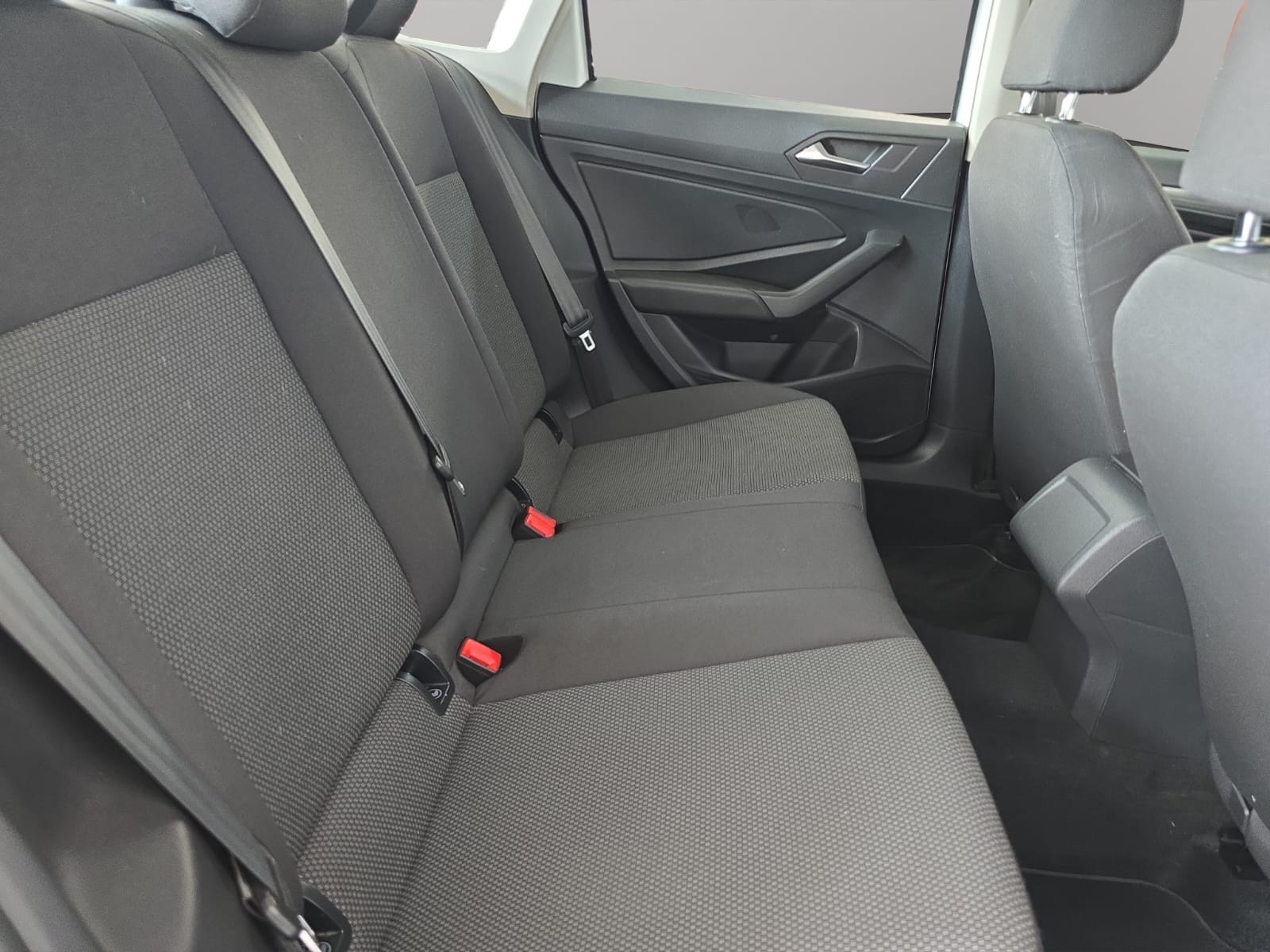 VOLKSWAGEN JETTA Asientos 20