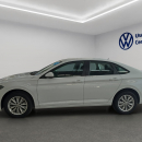 VOLKSWAGEN JETTA Lateral derecho 4
