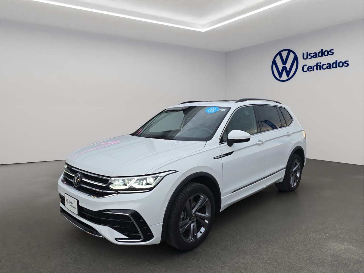 VOLKSWAGEN TIGUAN Atrás 3