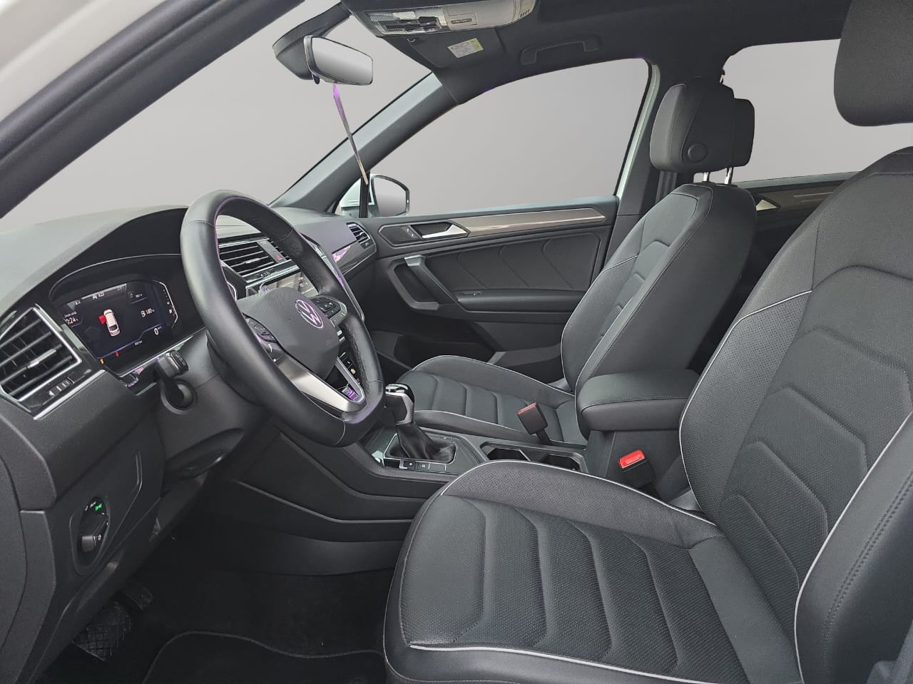 VOLKSWAGEN TIGUAN Arriba 8