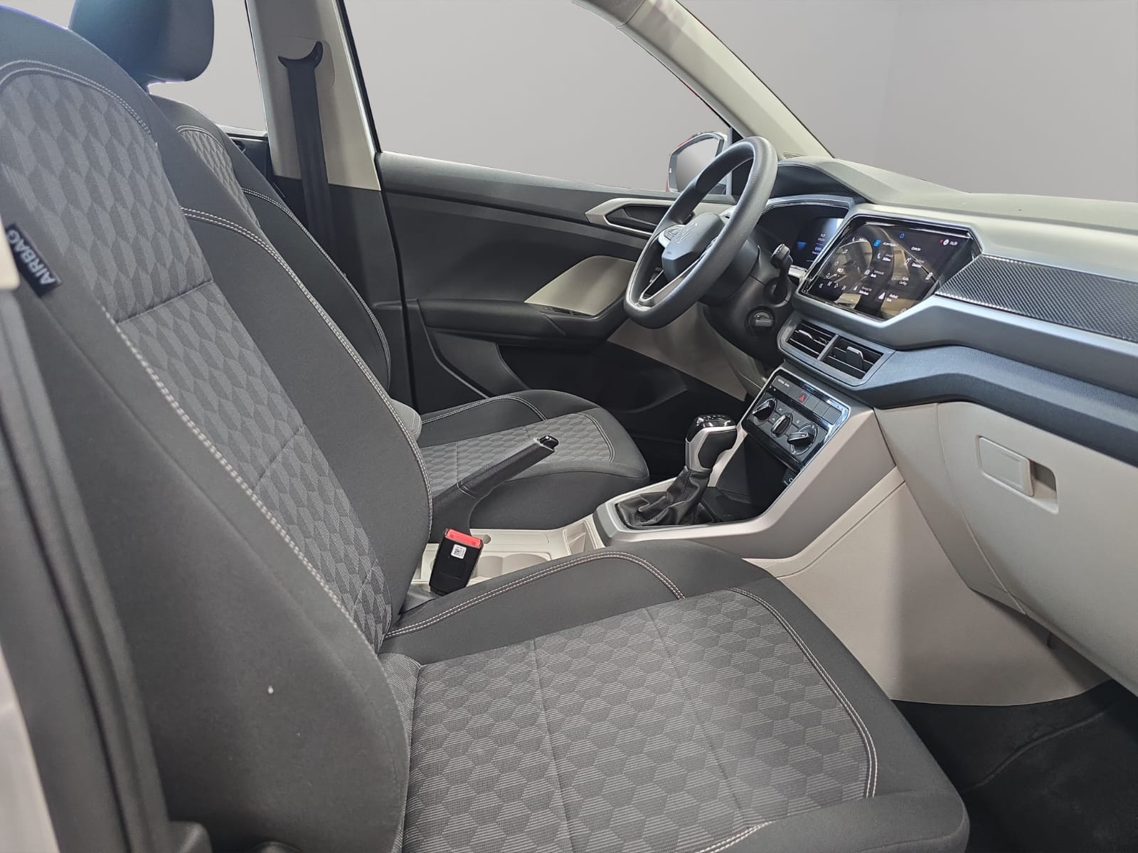 VOLKSWAGEN TAIGUN Lateral izquierdo 15