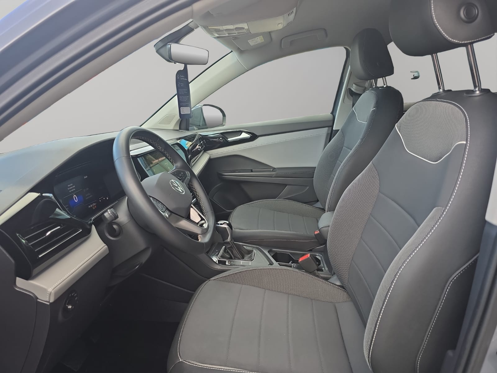 VOLKSWAGEN TAOS Lateral izquierdo 8