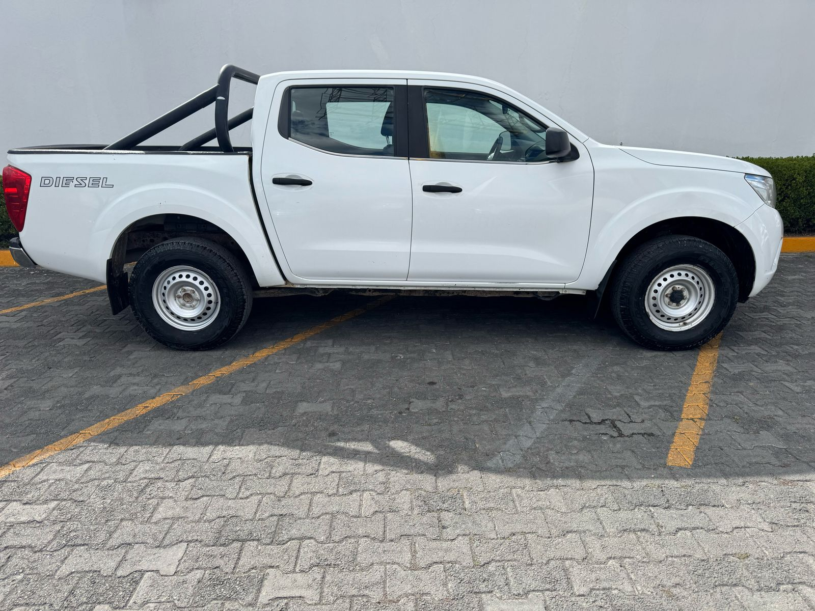 Nissan Comerciales NP300 Llantas 2