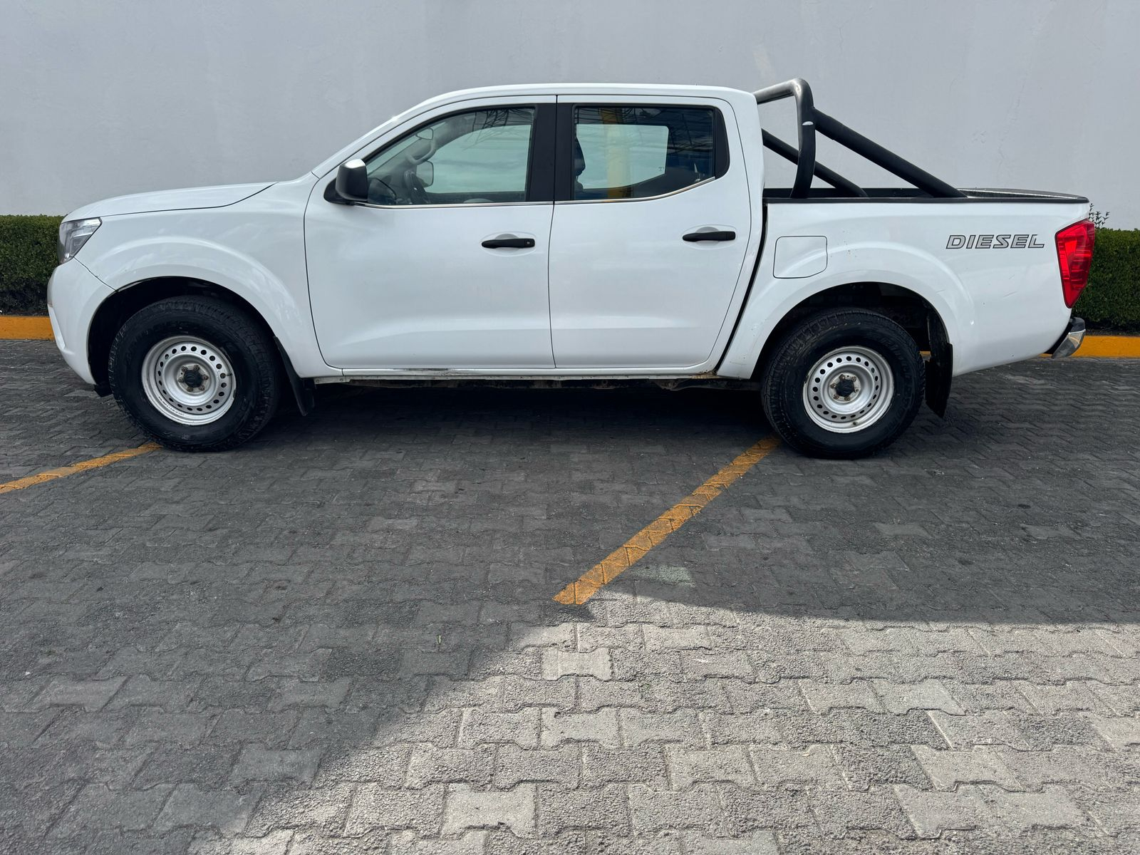 Nissan Comerciales NP300 Arriba 7