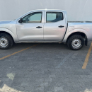 Nissan Comerciales NP300 Lateral derecho 12