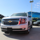 Chevrolet Suburban VUD Atrás 3