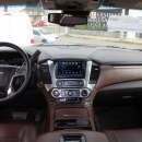 Chevrolet Suburban VUD Lateral izquierdo 13