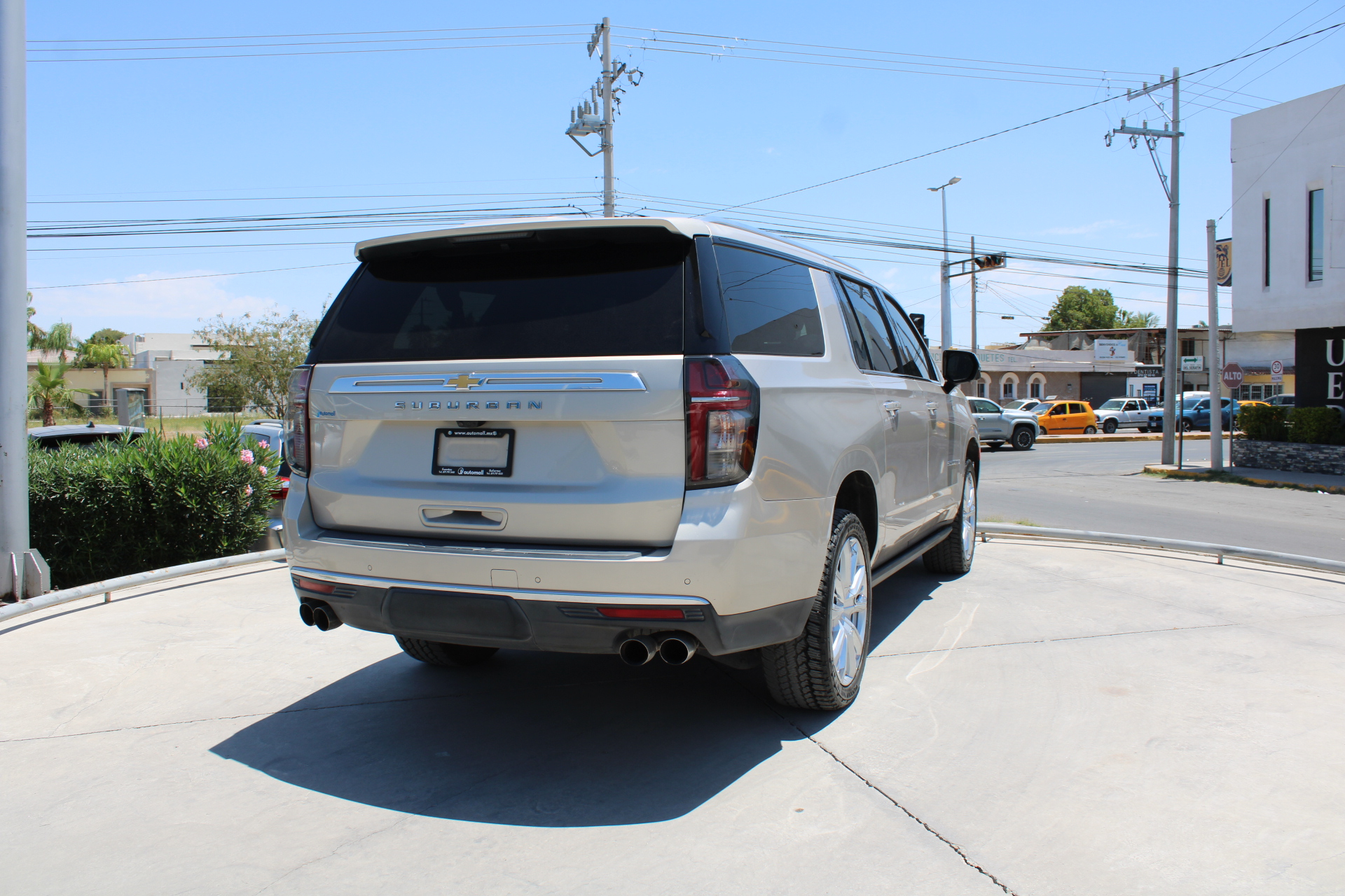 Chevrolet Suburban VUD Tablero 5