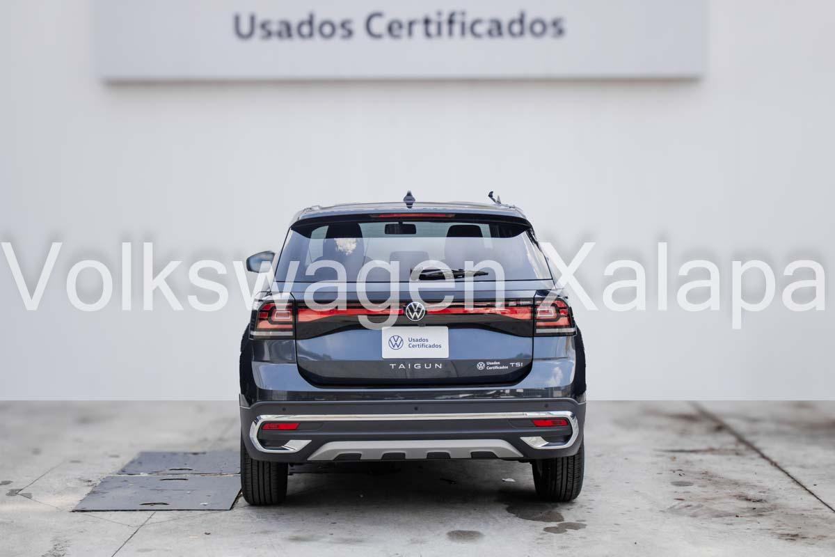 VOLKSWAGEN TAIGUN Lateral izquierdo 3