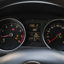 VOLKSWAGEN JETTA Interior 12